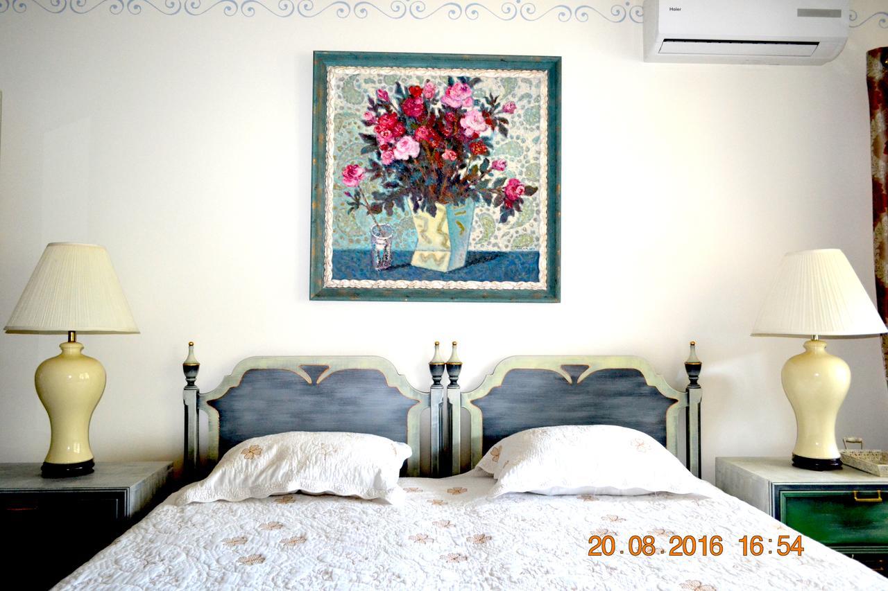 Bed and Breakfast Resedinta Rotundu Butuceny Exterior foto