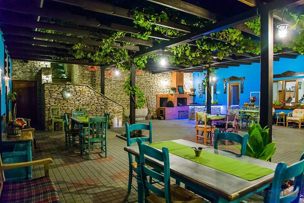 Bed and Breakfast Resedinta Rotundu Butuceny Exterior foto
